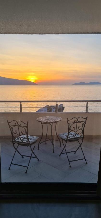 Sea Dream Apartment Вльора Екстер'єр фото