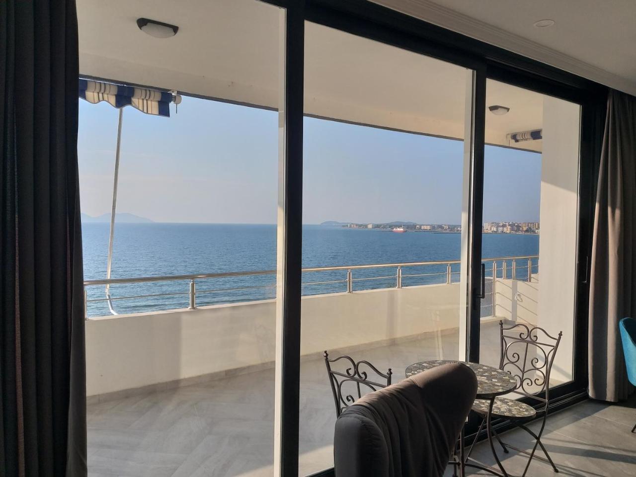 Sea Dream Apartment Вльора Екстер'єр фото