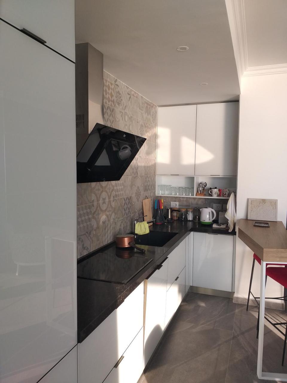 Sea Dream Apartment Вльора Екстер'єр фото