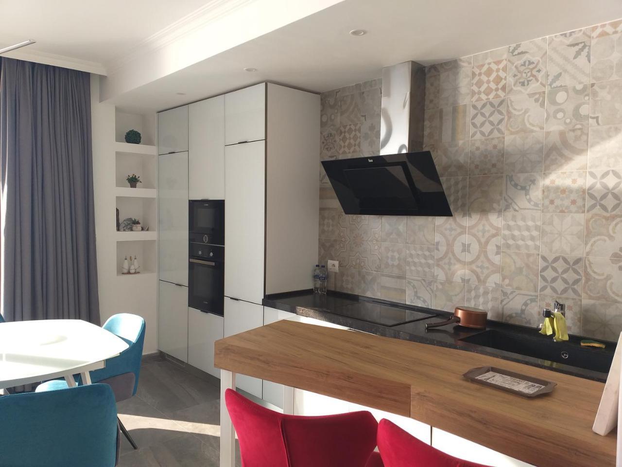 Sea Dream Apartment Вльора Екстер'єр фото