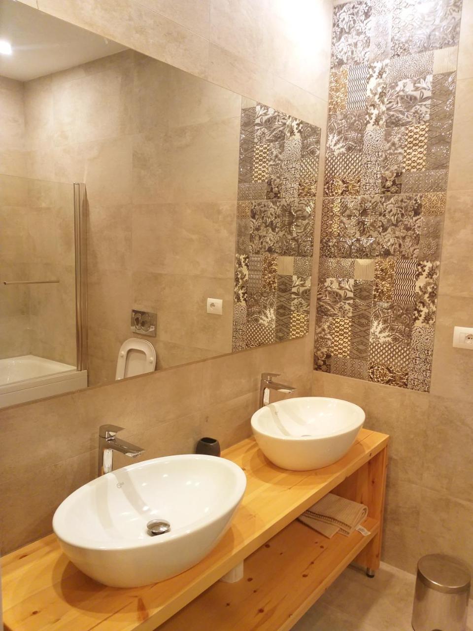 Sea Dream Apartment Вльора Екстер'єр фото